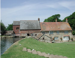 Calbourne Water Mill &Rural Museum